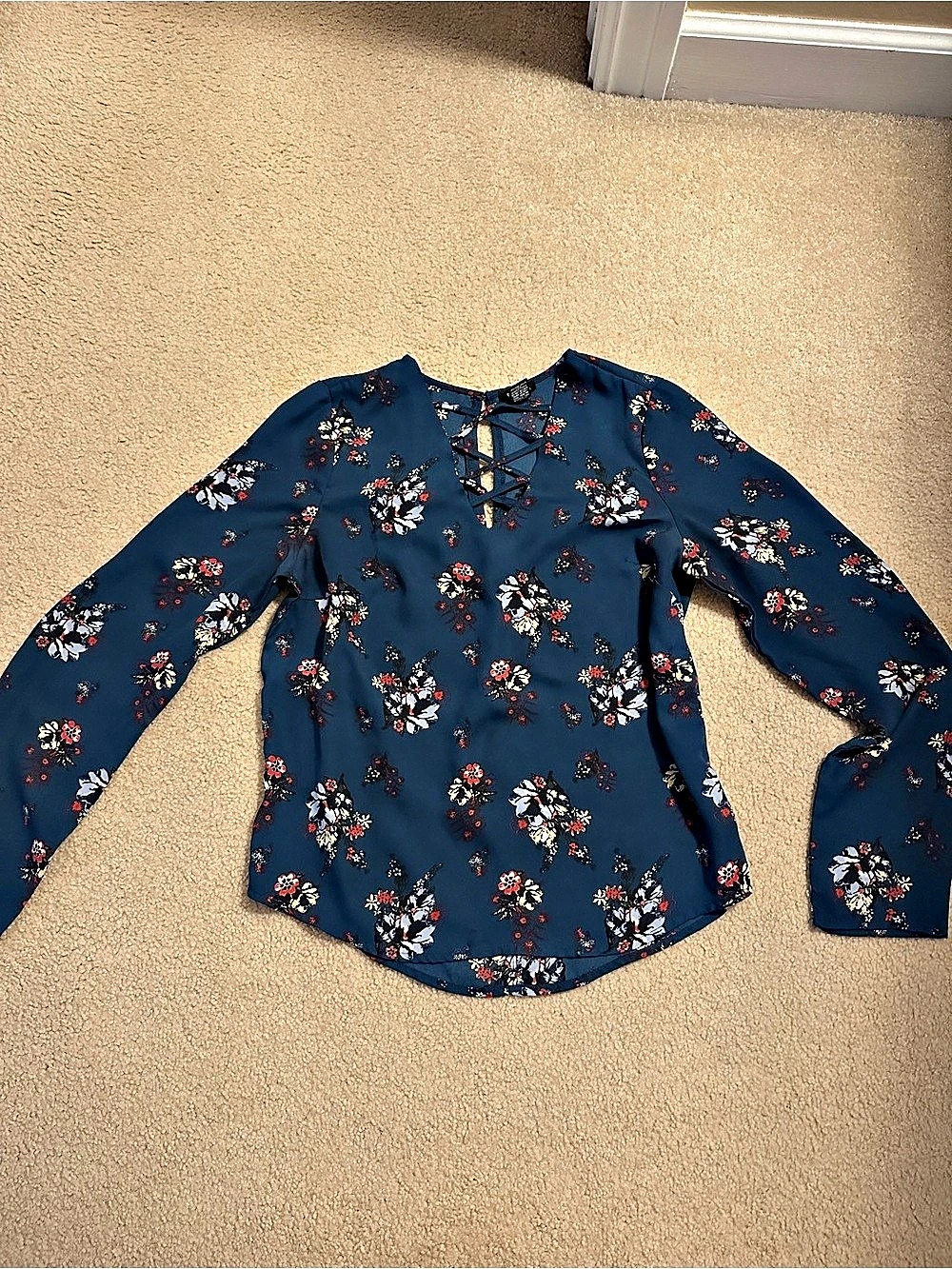 Rue21 Floral Lace-Up long Sleeve Blouse Blue Red & Yellow Small